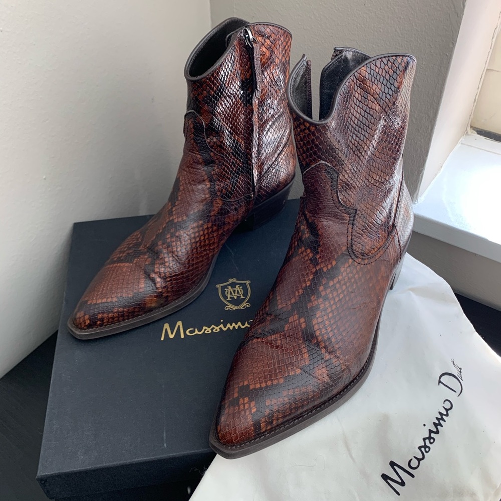 Massimo Dutti made in Spain women’s stylish boots